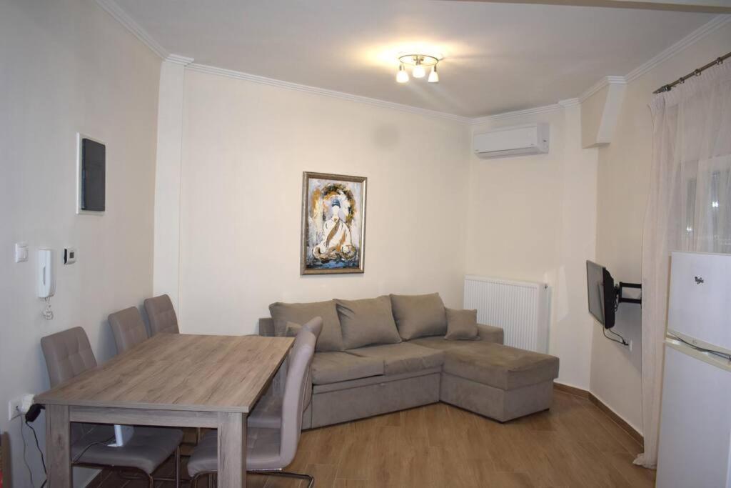 Lydia'S Apartment Tesalonika Bagian luar foto